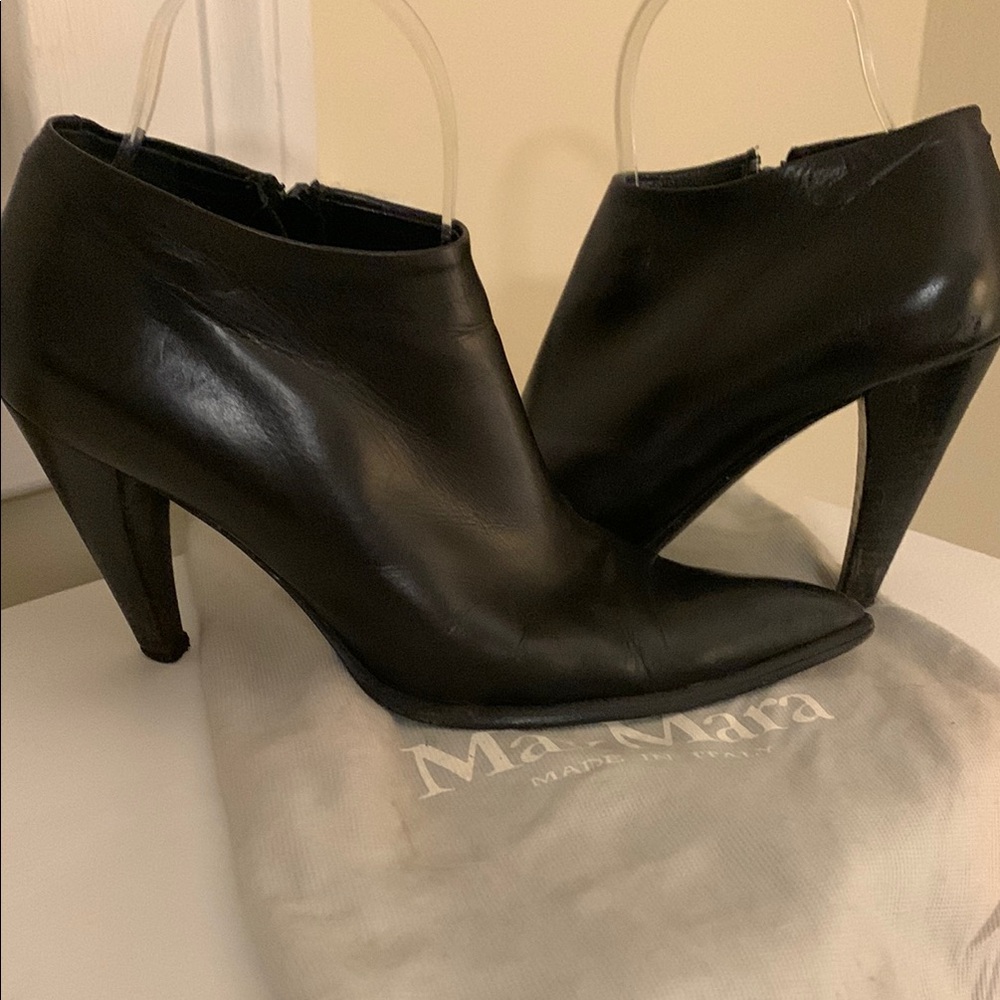 MaxMara Women's Black Leather Ankle Boots
